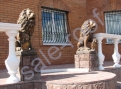 Скульптура из бетона Лев правый, левый Золото стоимость +30% к цене